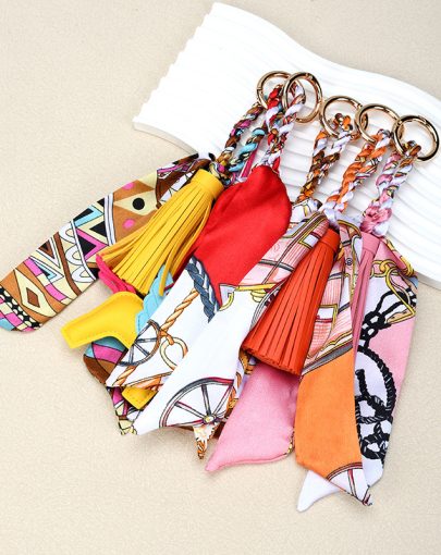 1pc Scarf Tassel Bag Charm, Pendant Ornament, Fashion Car Hanging Accessory, Couple's Bag Charm, Phone Lanyard Shoulder Strap Wallet Decoration, Fun Bag Accessory, Birthday Gift, Holiday Gift