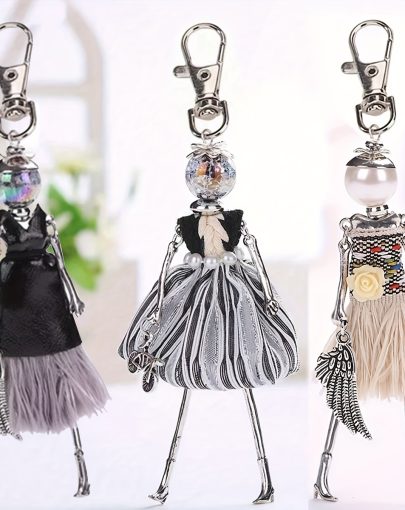 One Women'S Keychain Pure Handmade Cartoon Character Pearl Charm Bag Car Pendant