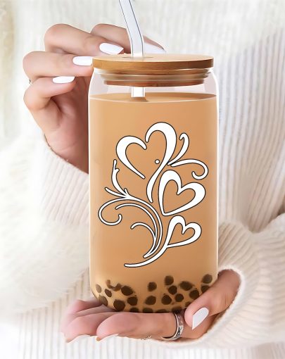 Water Cup Heart Floral Boho Glass Tumbler with Lid and Straw, Aesthetic Iced Coffee Cup, Cute Bubble Tea Drinkware Gift for Women and Girls